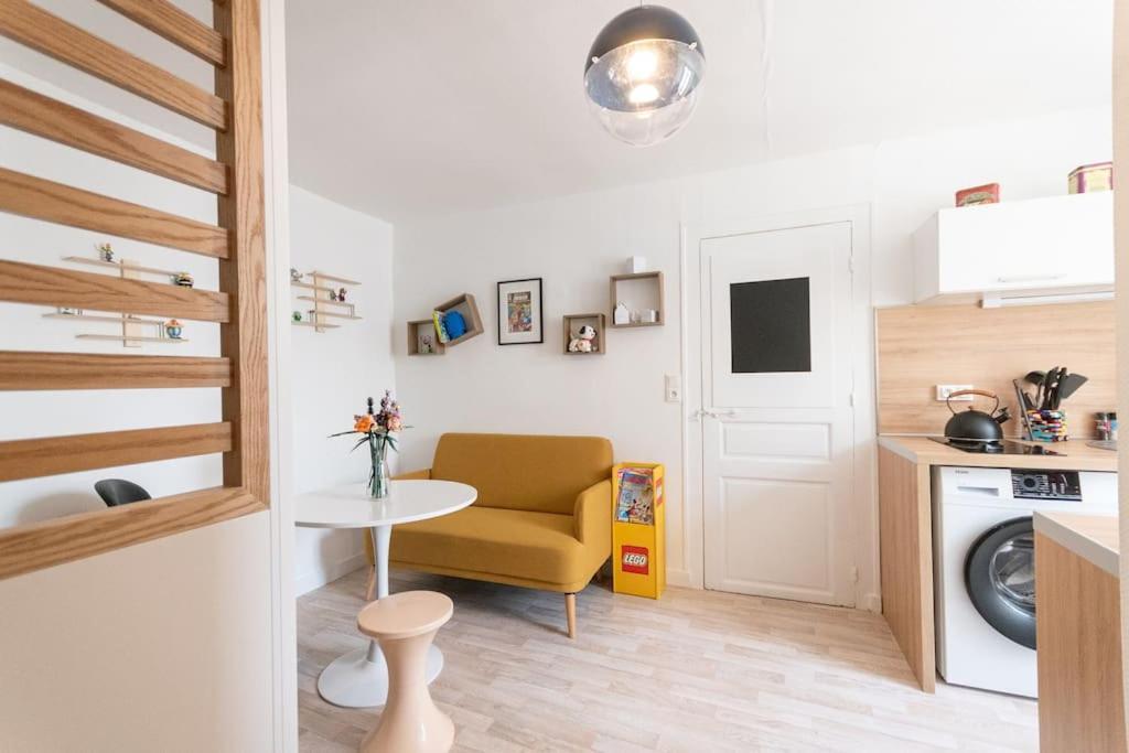 Souvenirs D'Enfance-La Bonne Marienne-La Madeleine Apartment Angers Luaran gambar